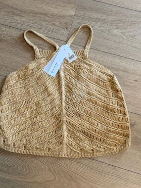 Dress To Women’s Knit Tank Top in Gold